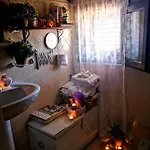 Bed & Breakfast Ludy House