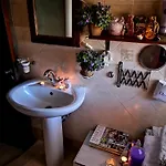Ludy House Bed & Breakfast