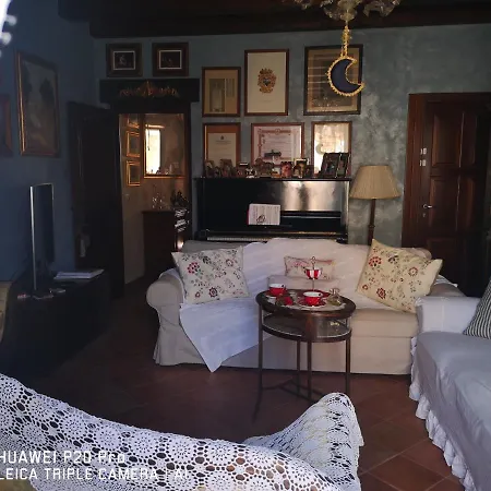 Ludy House Nocleg ze śniadaniem Augusta